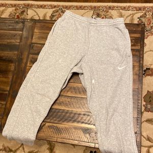 Nike sweat pants size medium